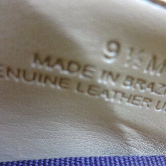 Talbots women's size 9&1/2M, Burgundy suede leather chunky heel shoes, round toe - Picture 12 of 16